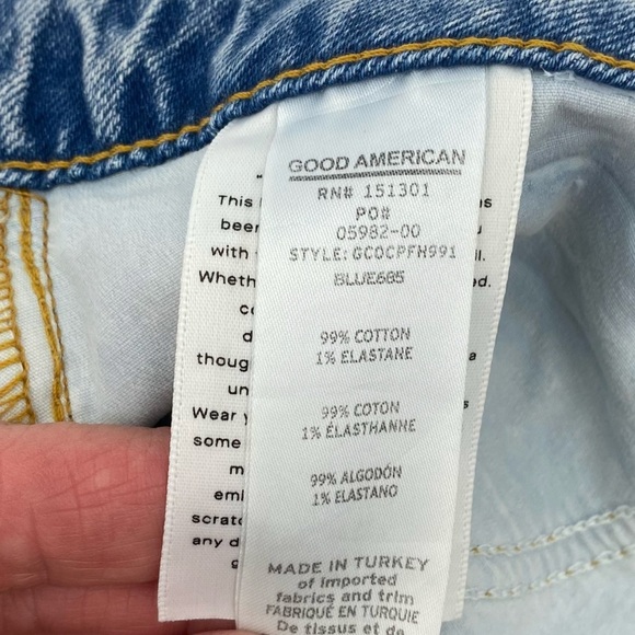 Good American Classic Cut off Shorts size 10 - Picture 8 of 11